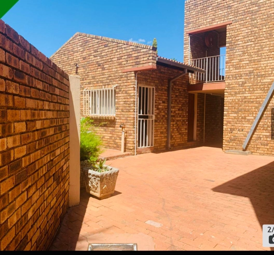 2 Bedroom Property for Sale in Fichardt Park Free State